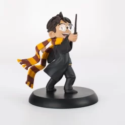 Quantum Mechanix Harry Potter Q-Fig Figure Harry's First Spell 9 Cm Statue -Professional Harry Potter Product Store quantum mechanix hp 0104 harry potter q fig figure harry s first spell 4